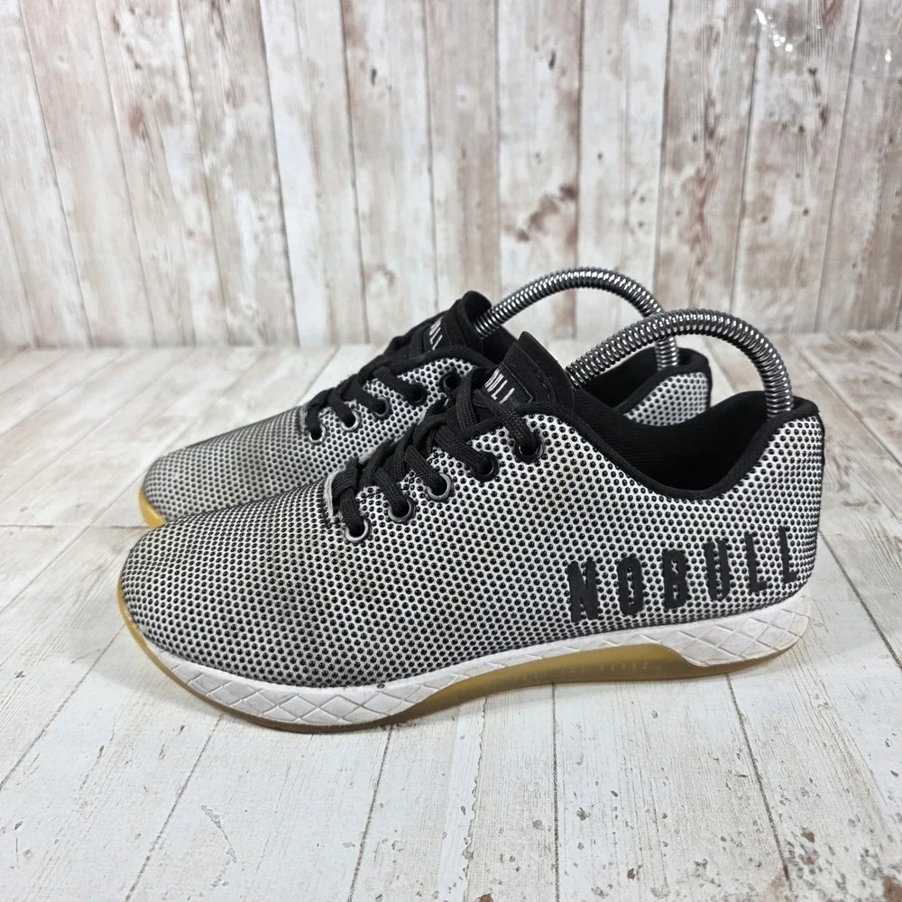 NOBULL Womens SuperFabric Trainer Silver Black Dotted Gum Sole Athletic Shoes